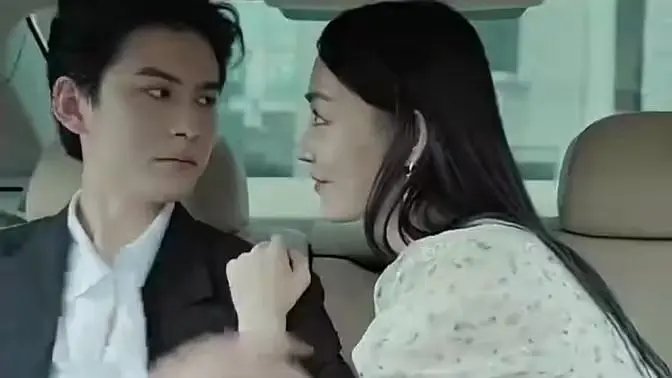 《我三万娶的老公竟是亿万总裁》：先婚后爱的甜蜜陷阱，霸总娇妻的爆笑日常！